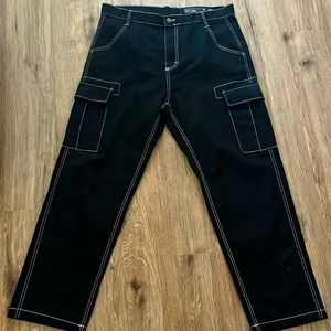 Relaxed cargo pants loose fit size 34